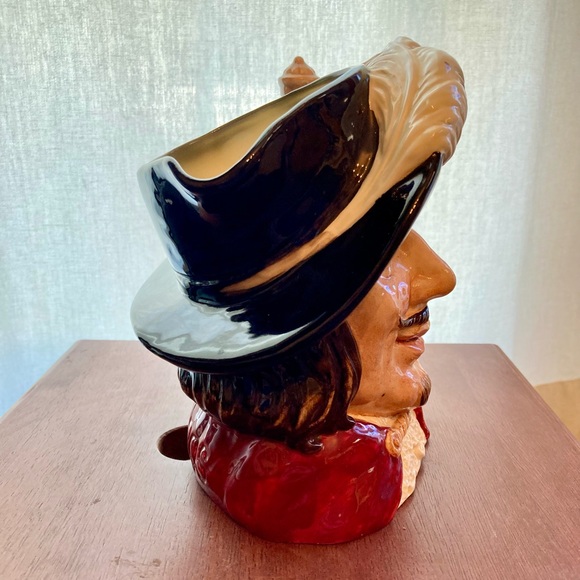 👑VTG Royal Doulton 1955 Three Musketeers Porthos Large Toby Mug/Jug D6440 - Picture 2 of 8